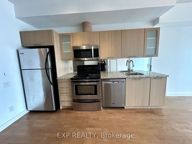 2305 - 33 Mill St