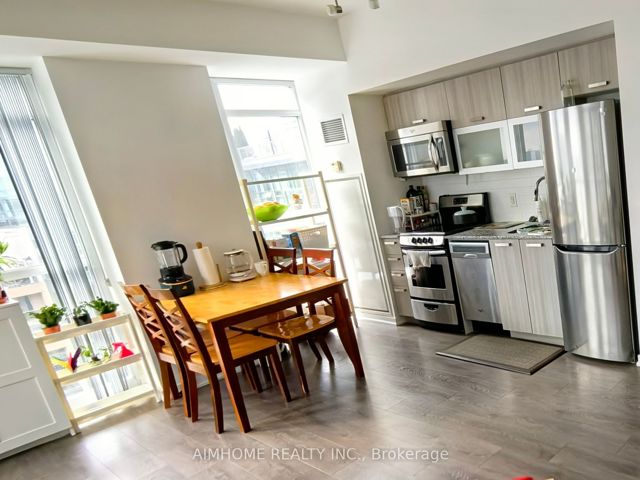 1225 - 68 Abell St