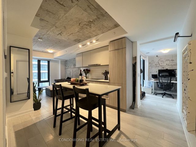 502 - 47 Mutual St