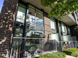 104 - 205 Manning Ave