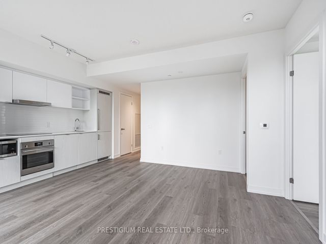 1901 - 55 Cooper St