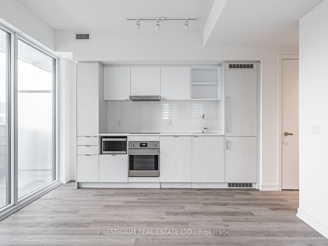 1901 - 55 Cooper St