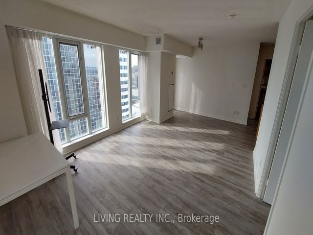 2508 - 210 Victoria St