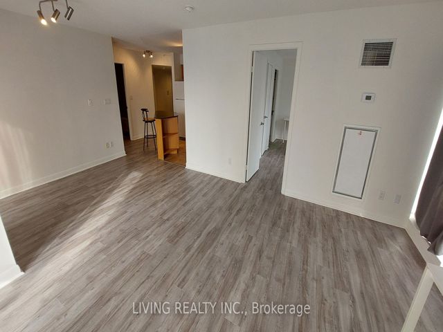2508 - 210 Victoria St