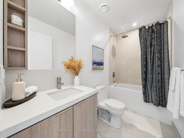 1001 - 2020 Bathurst St