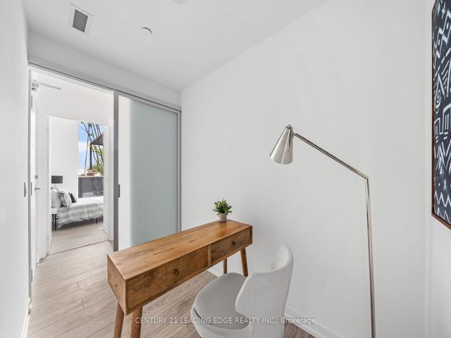 1001 - 2020 Bathurst St