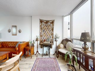 Ph210 - 1101 Steeles Ave W