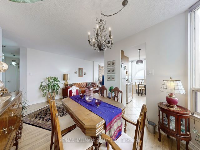 Ph210 - 1101 Steeles Ave W
