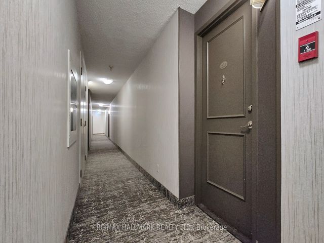Ph210 - 1101 Steeles Ave W