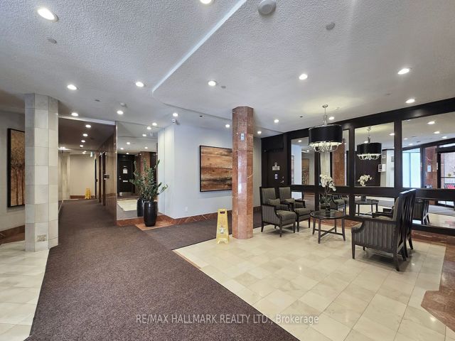 Ph210 - 1101 Steeles Ave W