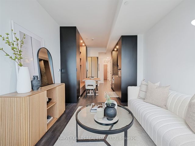 4304 - 55 Charles St E