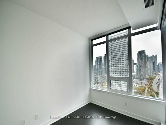 3807 - 19 Bathurst St