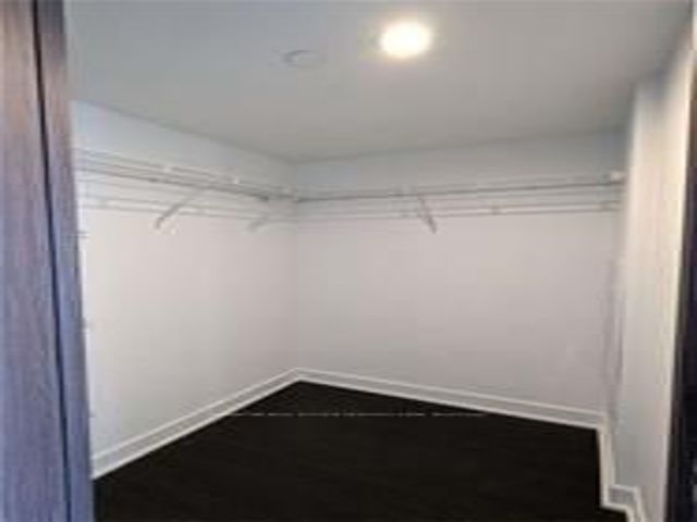 3807 - 19 Bathurst St