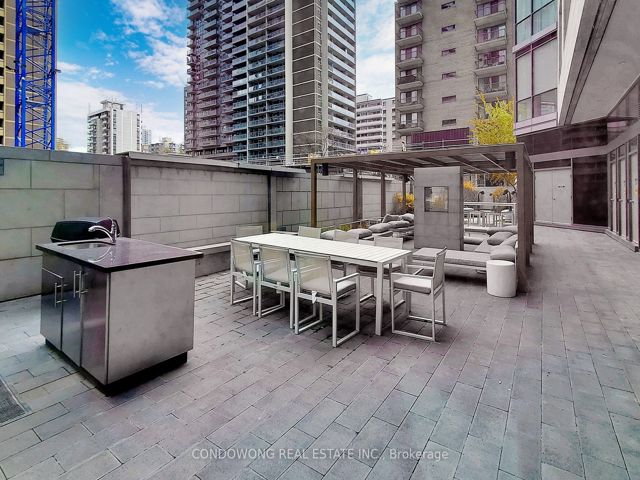 1103 - 45 Charles St E