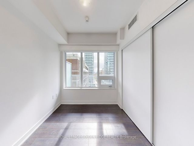 1510 - 195 Redpath Ave