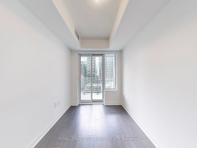 1510 - 195 Redpath Ave