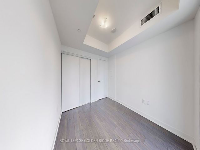 1510 - 195 Redpath Ave