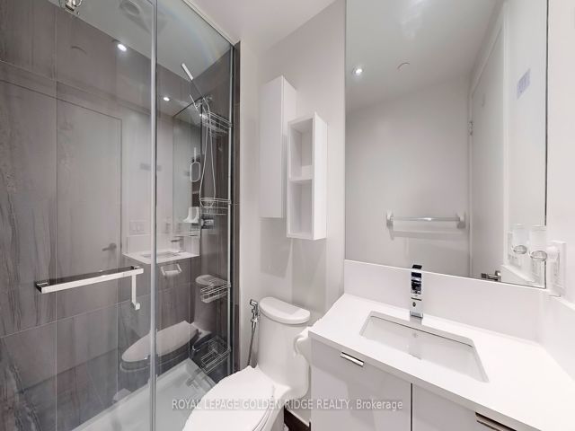 1510 - 195 Redpath Ave