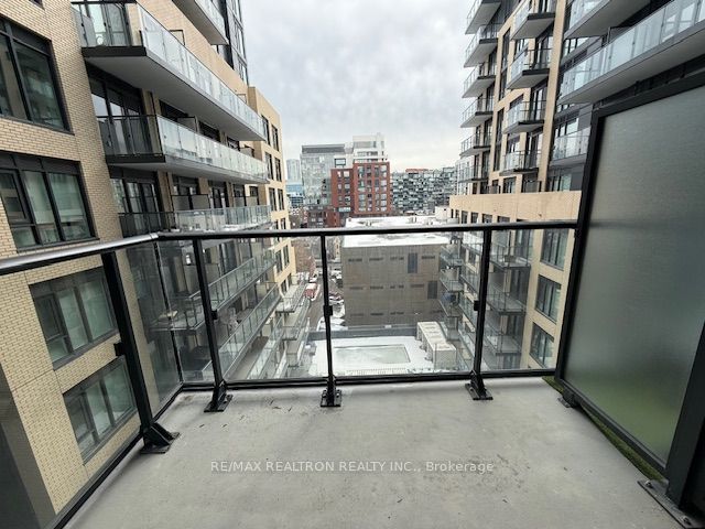 817 - 543 Richmond St W