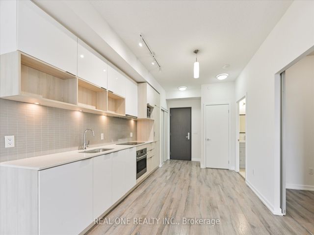 307 - 52 Forest Manor Rd