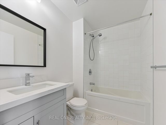 307 - 52 Forest Manor Rd