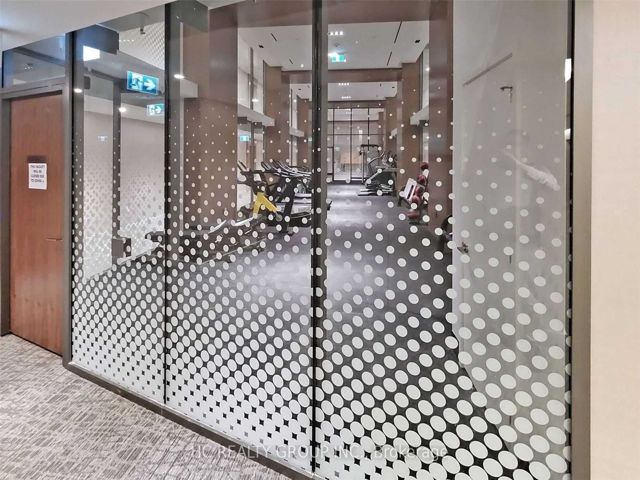 3302 - 15 Queens Quay E
