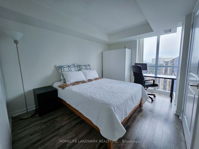 3215 - 4978 Yonge St