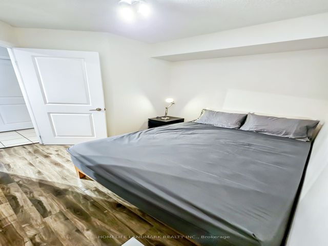 3215 - 4978 Yonge St