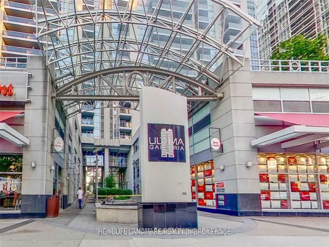 3215 - 4978 Yonge St