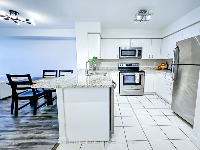 3215 - 4978 Yonge St