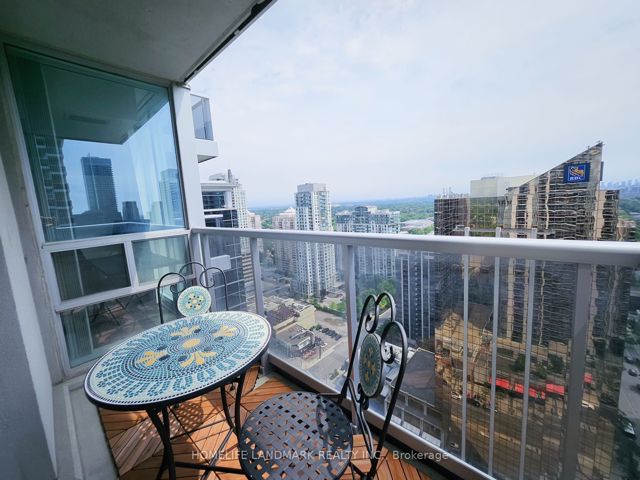 3215 - 4978 Yonge St