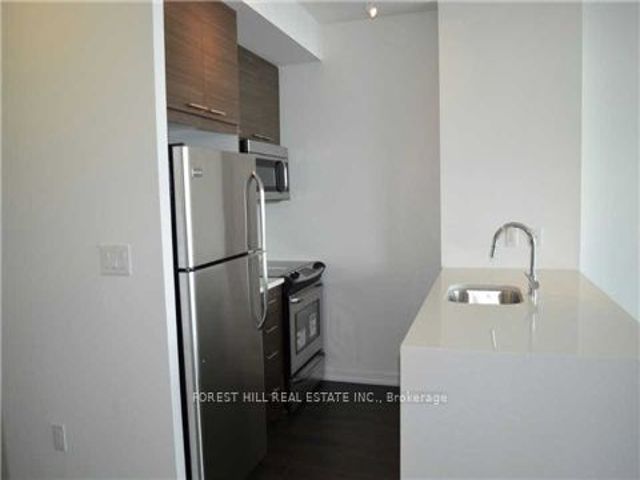 2411 - 66 Forest Manor Rd