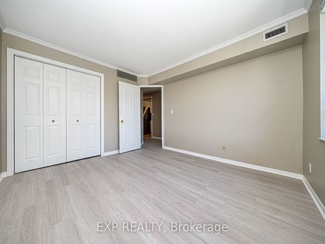 312 - 38 Hollywood Ave