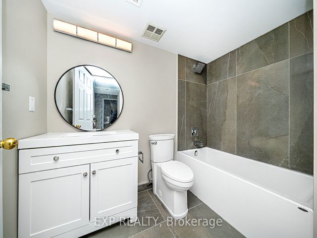 312 - 38 Hollywood Ave