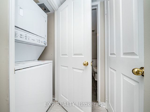 312 - 38 Hollywood Ave