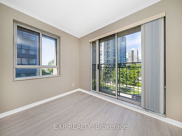 312 - 38 Hollywood Ave