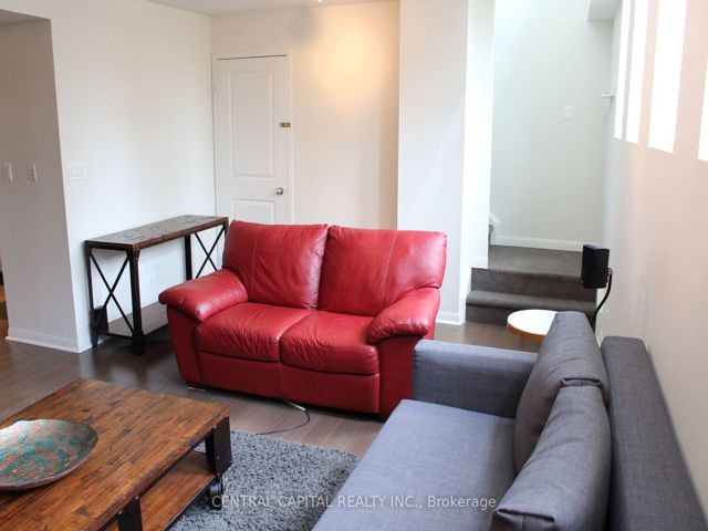 513 - 11 St Joseph St