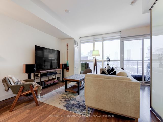 403 - 78 Tecumseth St