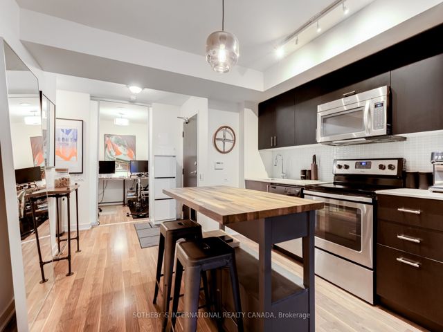 403 - 78 Tecumseth St