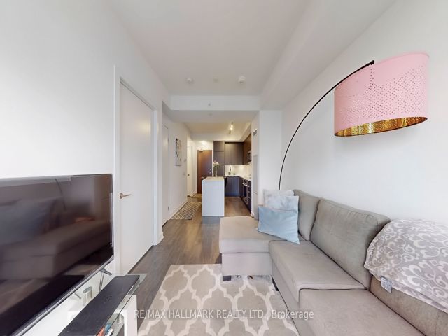 1808 - 38 Iannuzzi St