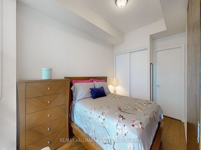 414 - 438 King St W