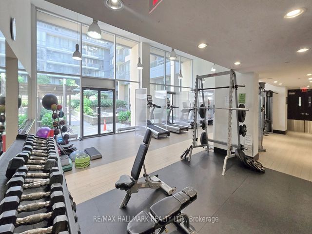 414 - 438 King St W