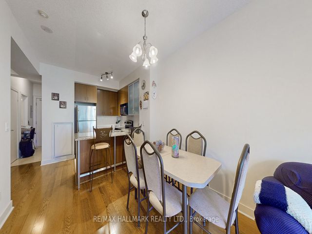 414 - 438 King St W