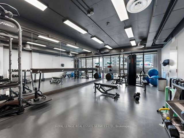 3709 - 19 Grand Trunk Cres