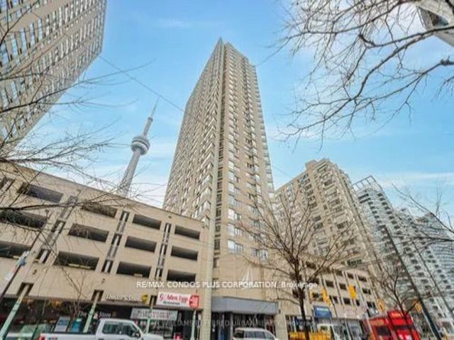 1402 - 260 Queens Quay W