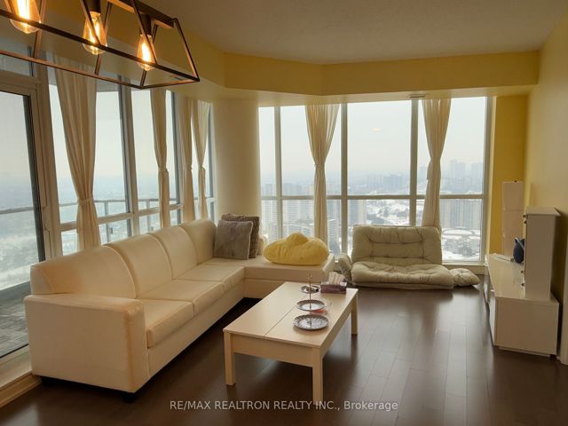 2808 - 70 Forest Manor Rd
