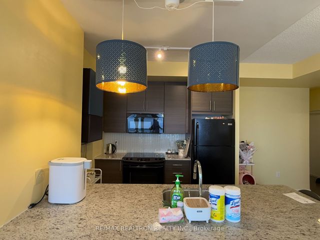 2808 - 70 Forest Manor Rd