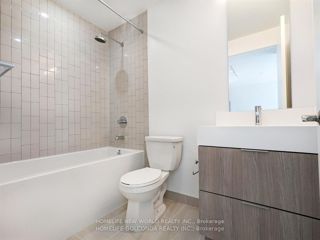 1805 - 130 River St