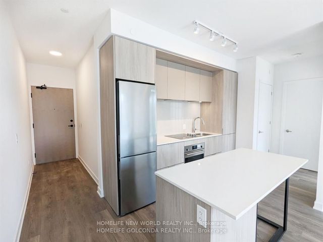 1805 - 130 River St
