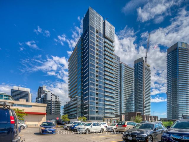808 - 72 Esther Shiner Blvd